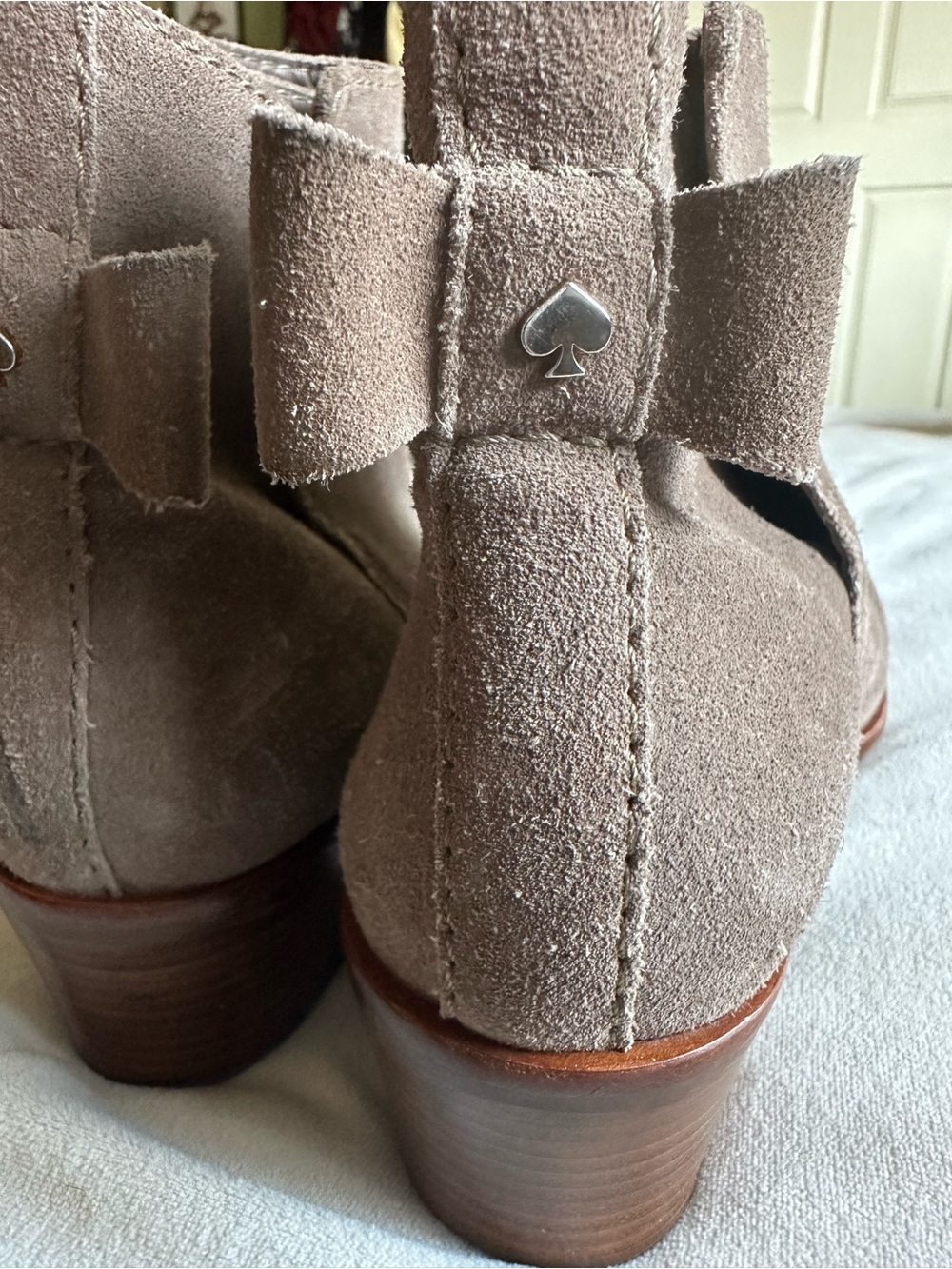 Kate Spade Taley Tan Suede Ankle Booties 7.5